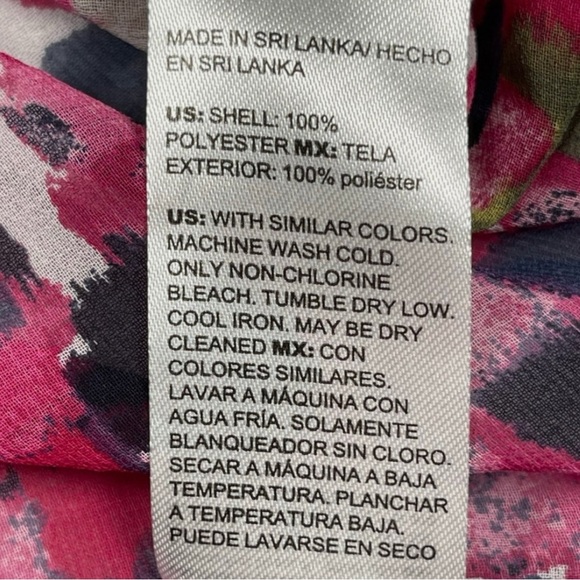 CHICO’s Floral Chiffon Ruffle Semi-Sheer Blouse in Pinks/White/Black Size 3 (16) - Picture 8 of 9